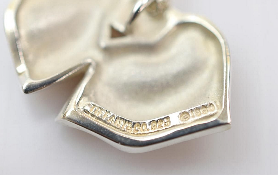 Tiffany & Co Famous Fancy Bow Sterling Silver Pendant Necklace Rare