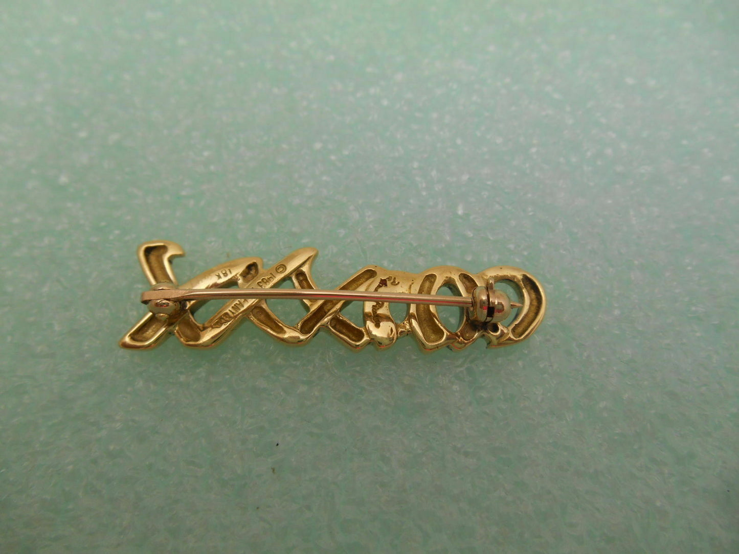 Tiffany &Co Picasso 18K Gold Signature XO Hugs Kisses Brooch Pin Rare #'d, Pouch