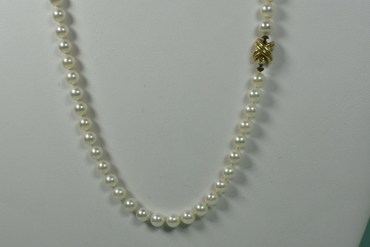 Tiffany & Co Akoya Pearl 18K Yellow Gold Signature X 18" Necklace w/Gift Case