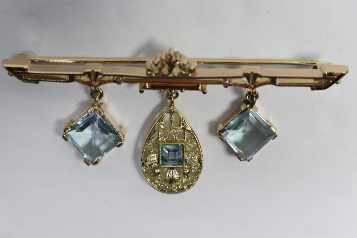 Art Deco Aquamarine Princess Cut Filigree Brooch Pin 14K Gold 2 Tone