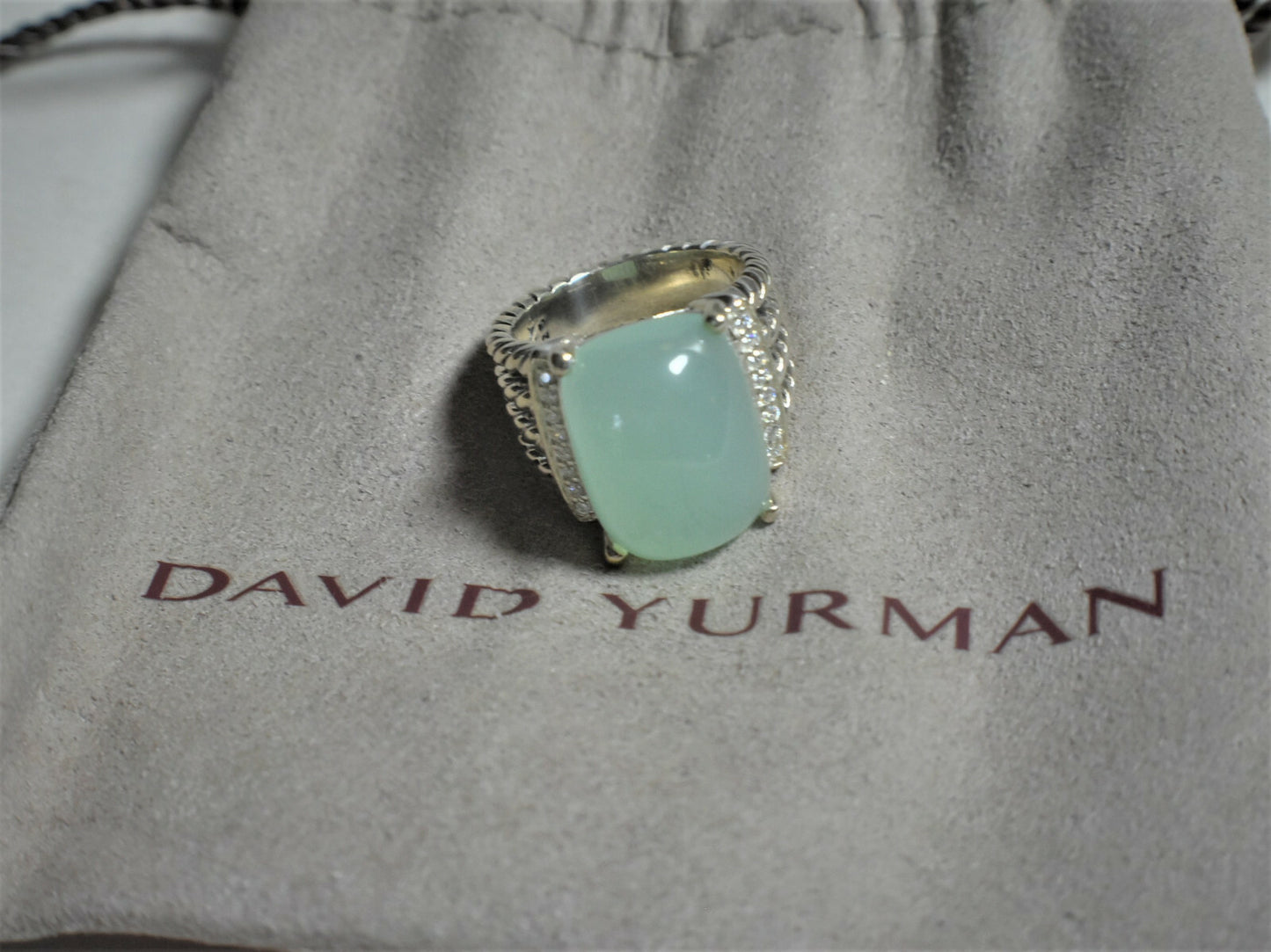David Yurman Chalcedony Diamond 16 x12mm Wheaton Ring Sterling Silver & Pouch