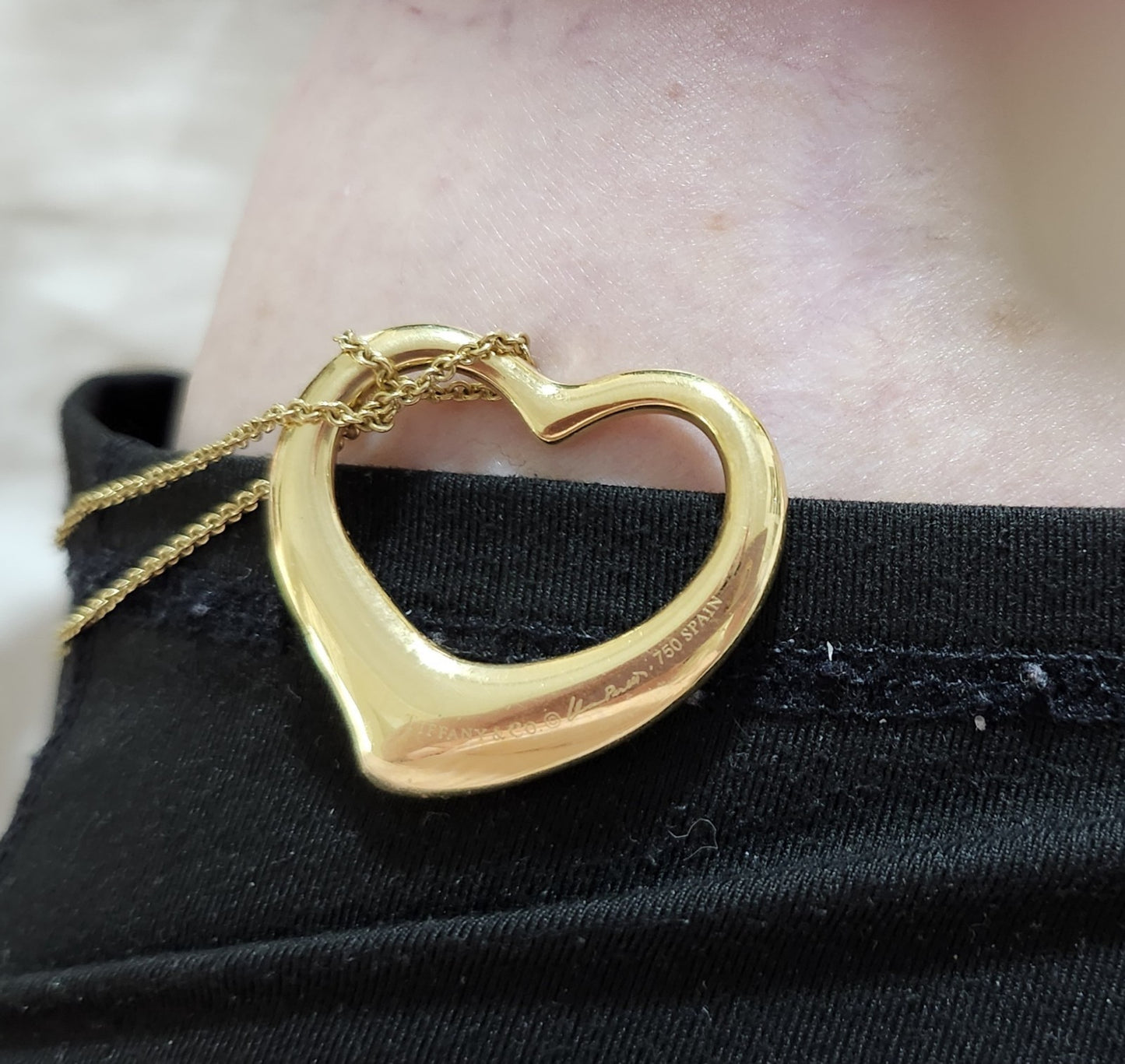 Tiffany & Co Peretti 18K Gold Open Heart Extra Large XL 36mm
