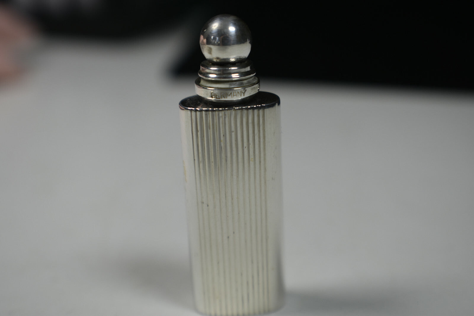 Tiffany & Co. Oval Grooved Mini Perfume Bottle Handbag Size Sterling Silver Rare
