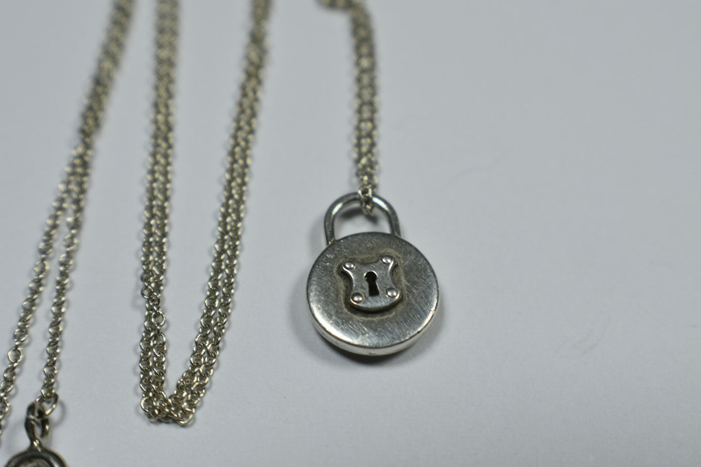 Vintage Tiffany &Co Round Silver Emblem Padlock Lock & Chain Necklace 16"