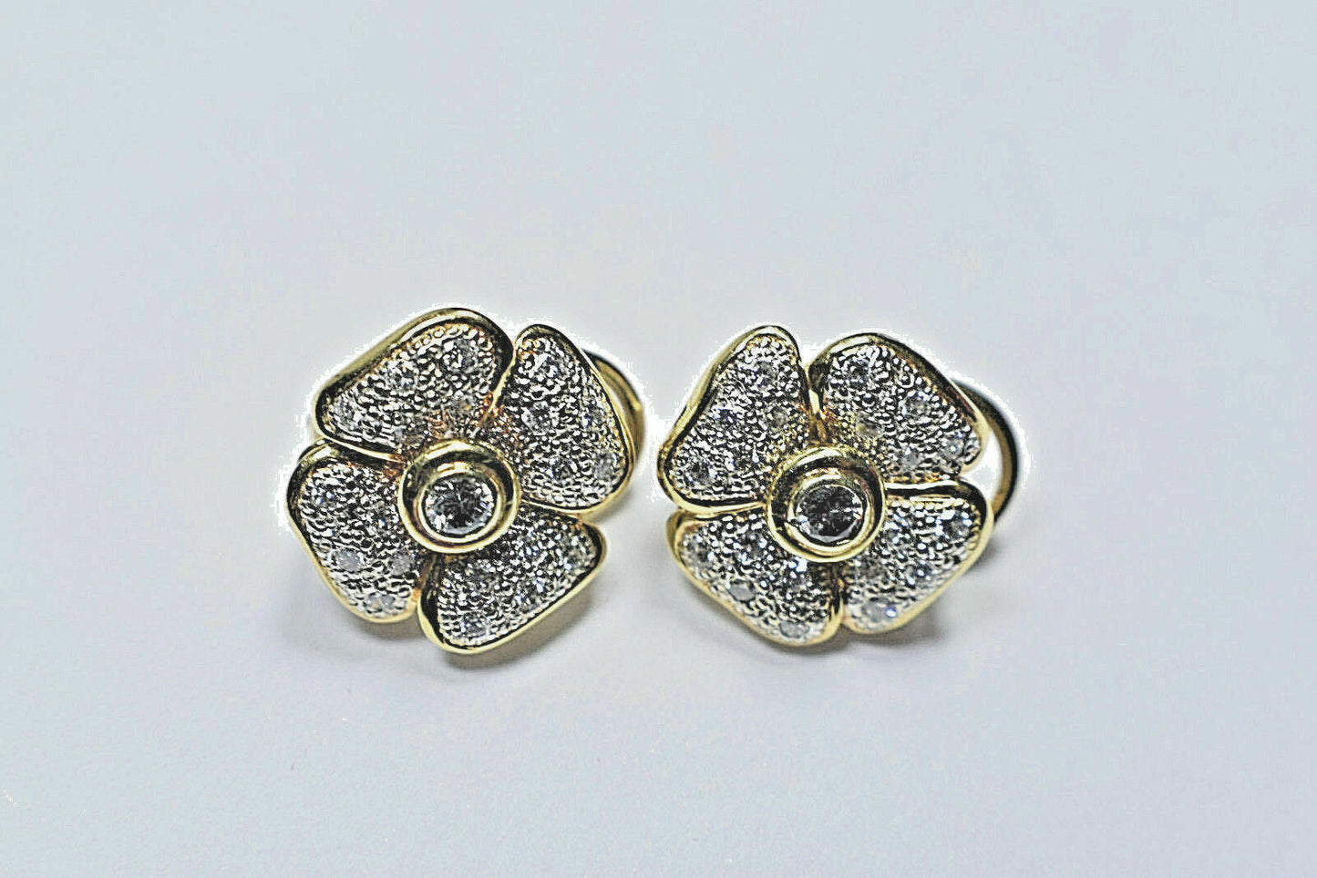 1ct Diamond 14K 2-Tone Gold 4 Leaf Clover Designer Flower Earrings 9 Gram FG VS1