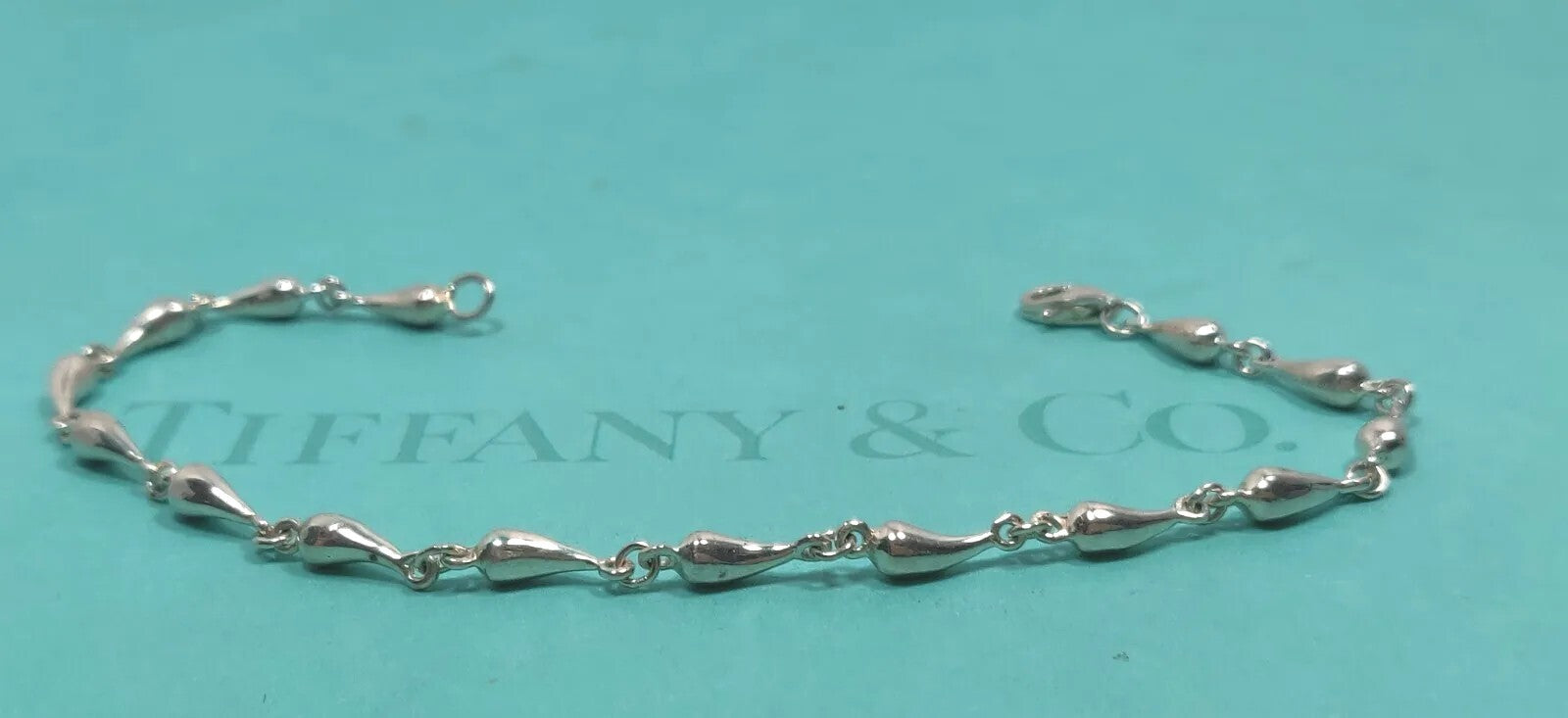Tiffany &Co Elsa Peretti Rare Continuos Teardrop Bracelet Sterling Silver Vintge