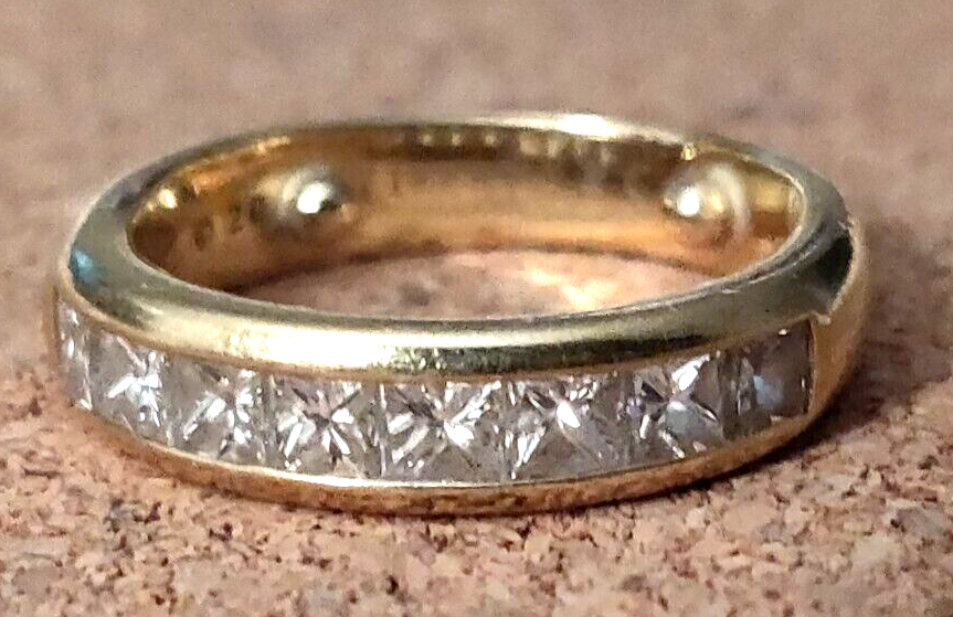 Tiffany & Co 1.21 ct Diamond Channel Princess D-VVS1 Gold Band 18K