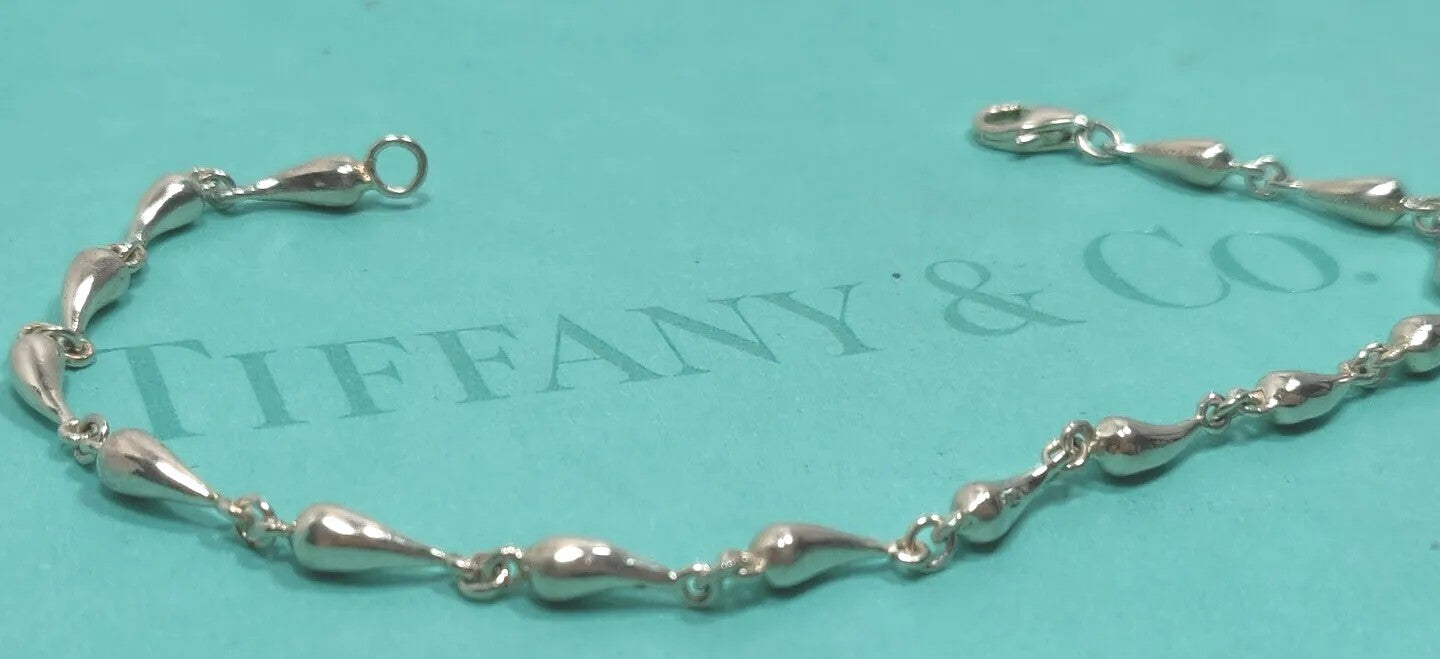 Tiffany &Co Elsa Peretti Rare Continuos Teardrop Bracelet Sterling Silver Vintge