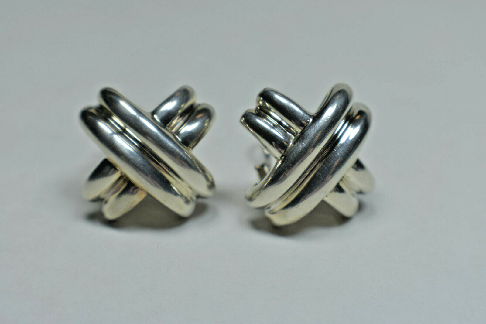 Tiffany & Co Picasso Solid Silver Signature X Cross Kiss Earrings Pierced 1990