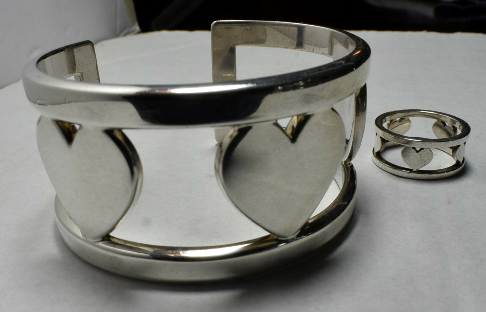 Tiffany &Co Silver Stencil Heart Wide Element Cuff Bangle Bracelet w/ Pouch, Box