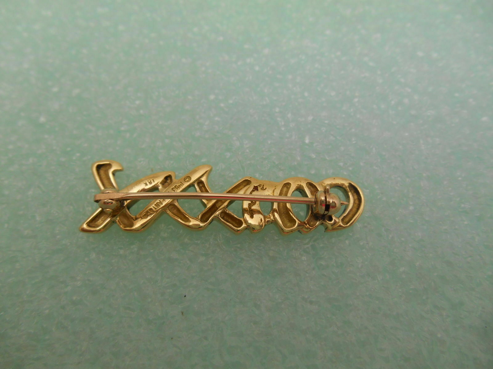 Tiffany &Co Picasso 18K Gold Signature XO Hugs Kisses Brooch Pin Rare #'d, Pouch