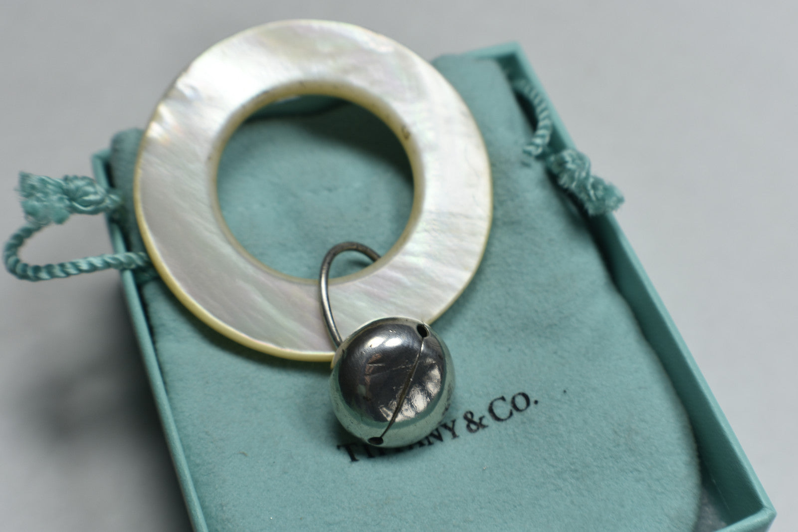 Tiffany & Co Mother of Pearl Sterling Silver Teething Ring Rattle Rare w/ All