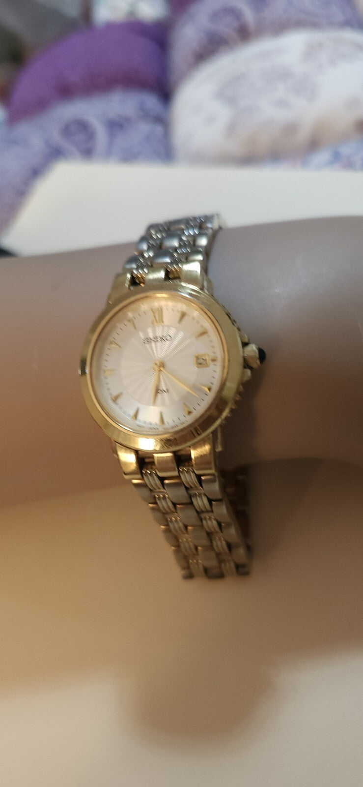 Ladies Seiko Sunburst Date Watch SS & Gold