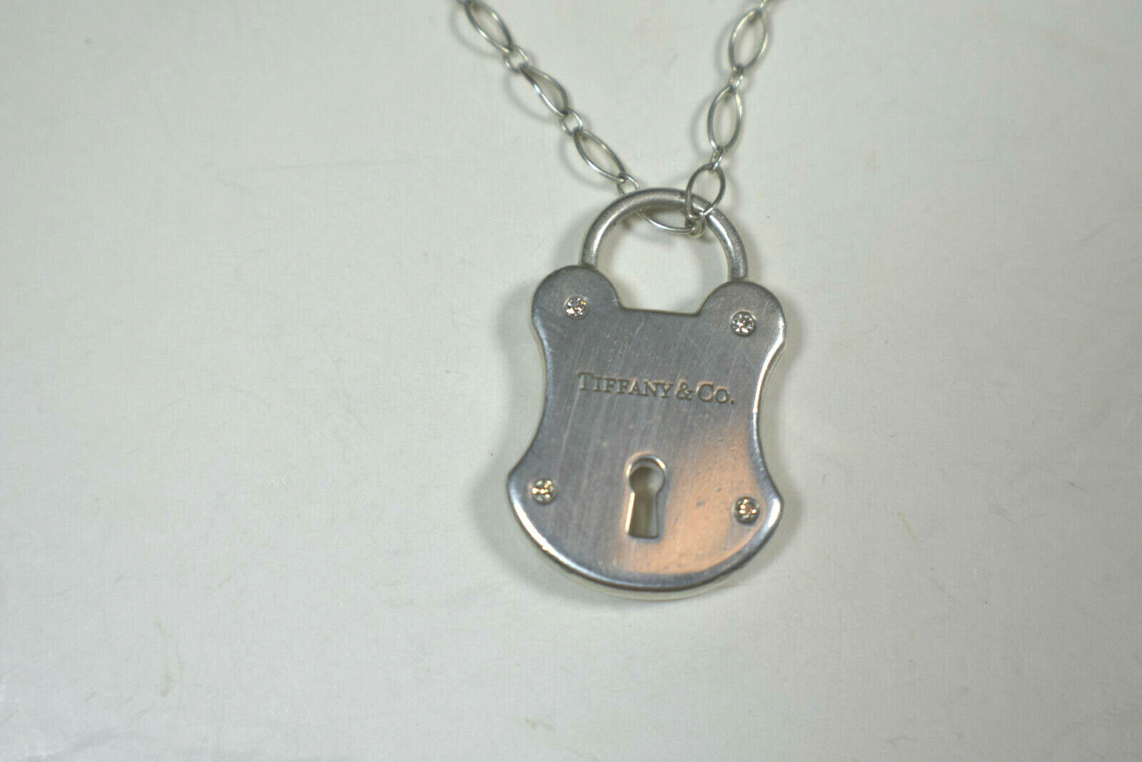 Tiffany &Co DIAMOND Arc Lock Padlock Pendant Fancy Oval Link Necklace RARE