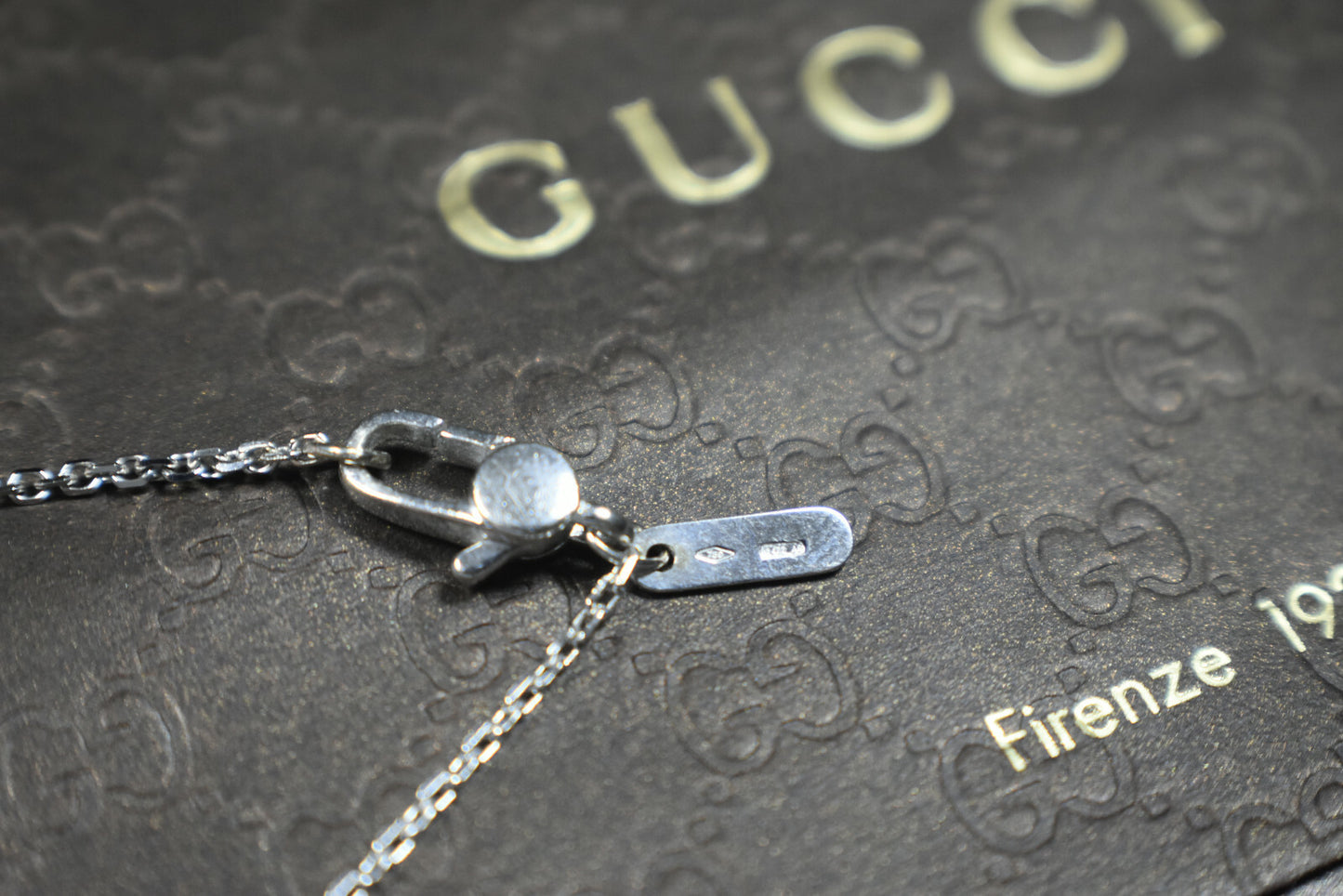 Gucci Double GG Love Britt 18K Gold Diamond Icon Logo Pendant Necklace Pouch Box