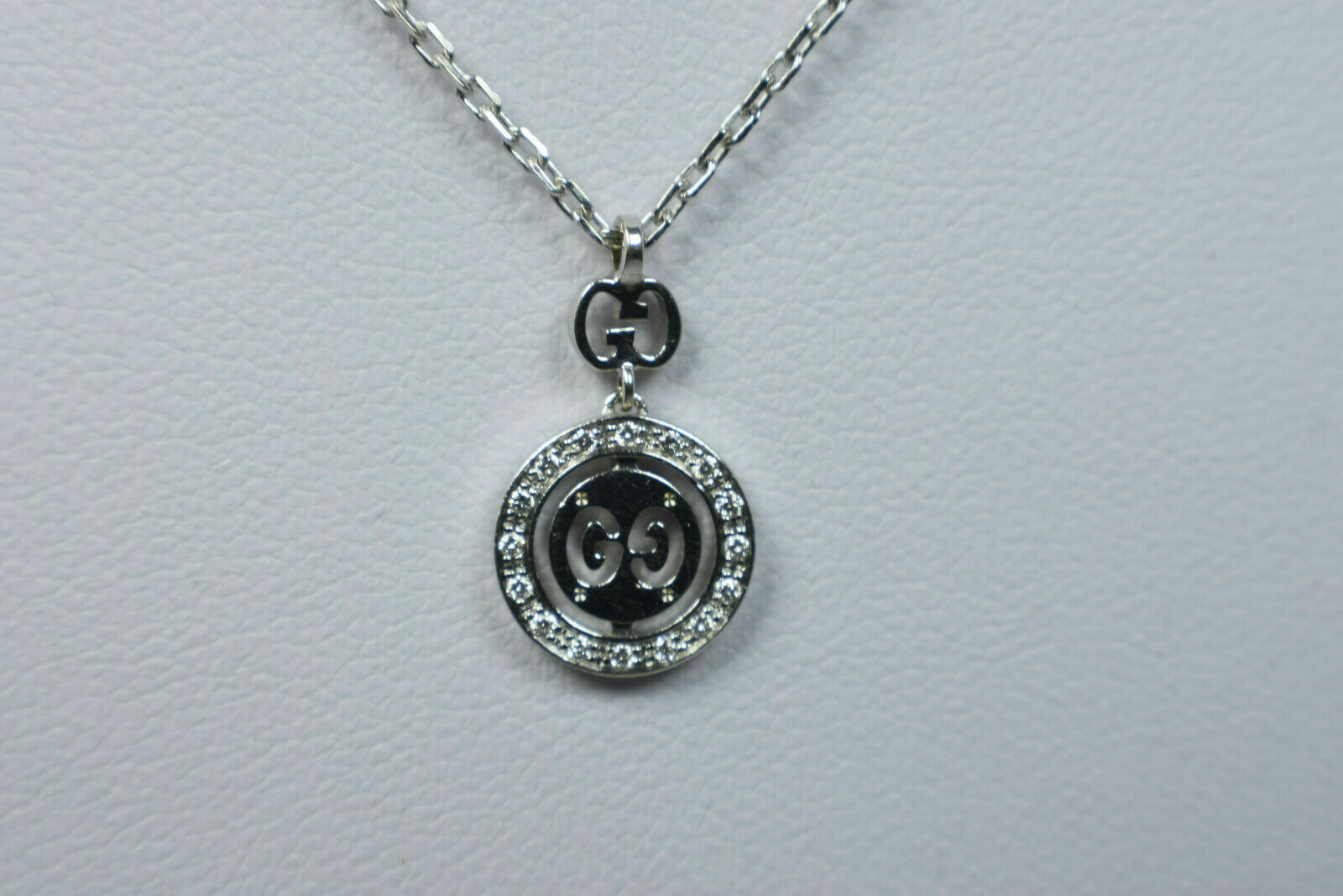 Gucci Double GG Love Britt 18K Gold Diamond Icon Logo Pendant Necklace Pouch Box