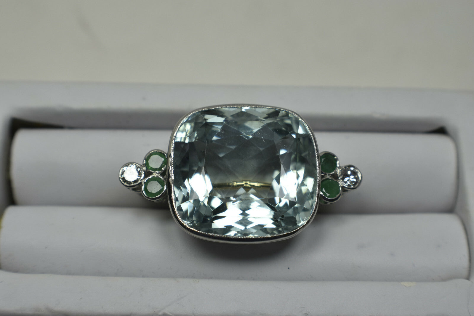Tiffany & Co 50ct Aquamarine, Diamond, Emerald Platinum Brooch Pin Vintage Rare