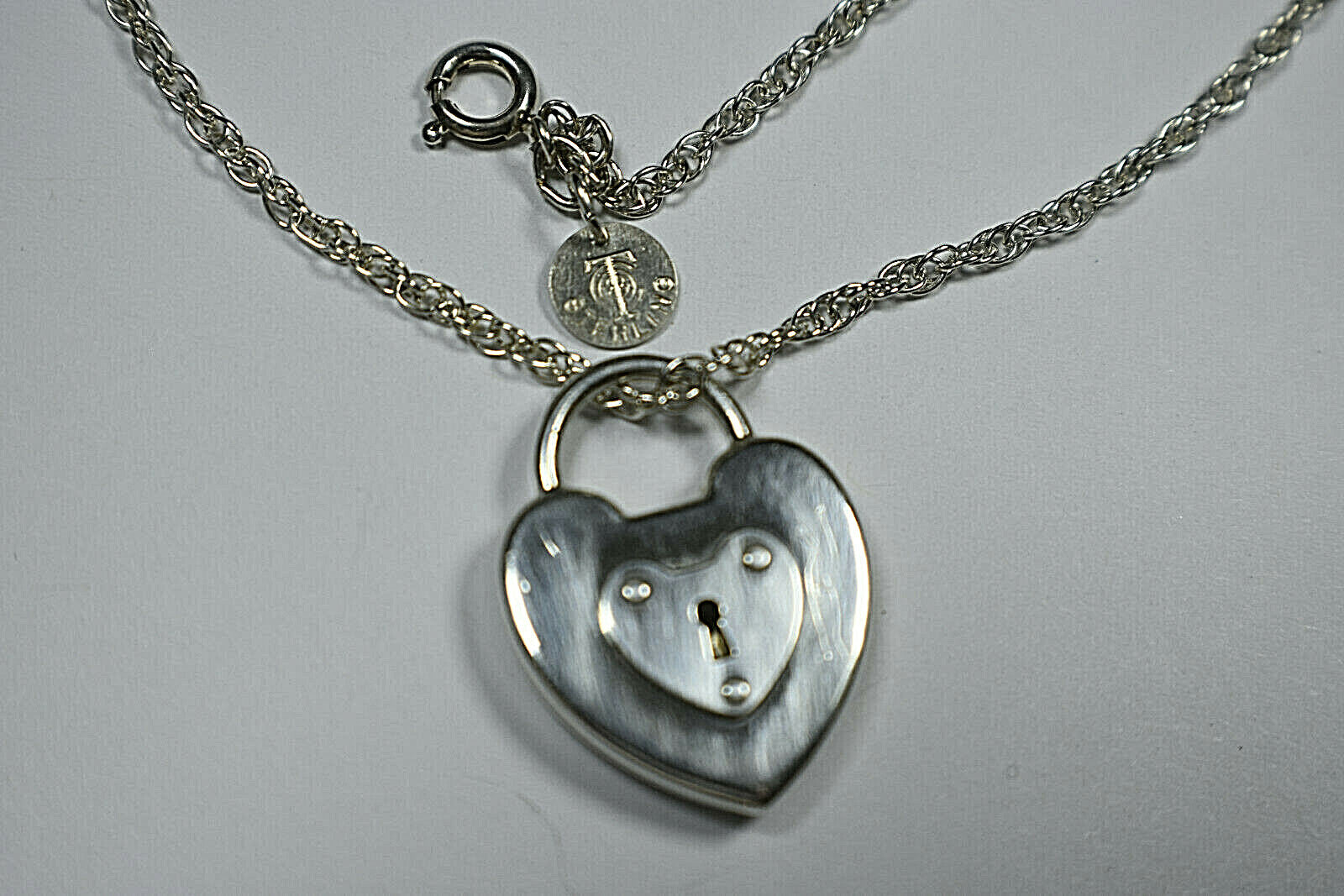 Vintage Tiffany &Co 1" Silver Padlock Heart Emblem Lock Heavy Chain Necklace 18"