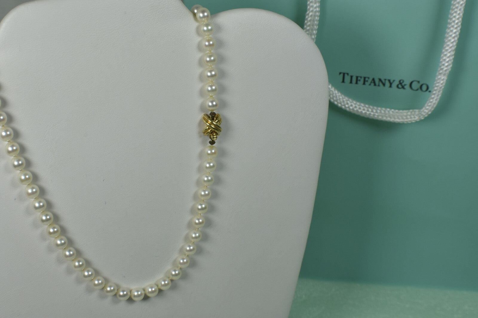 Tiffany & Co Akoya Pearl 18K Yellow Gold Signature X 18" Necklace w/Gift Case