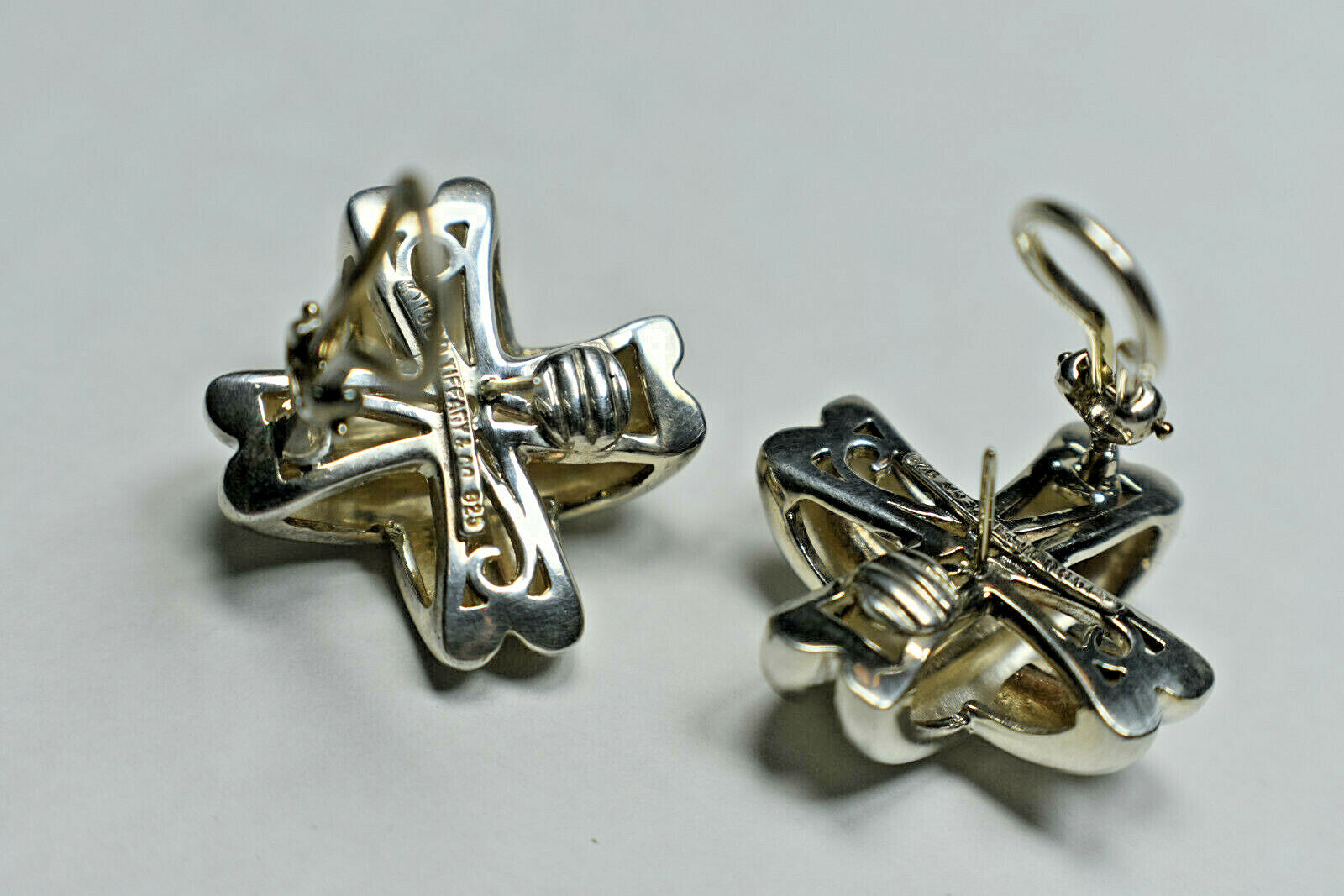 Tiffany & Co Picasso Solid Silver Signature X Cross Kiss Earrings Pierced 1990