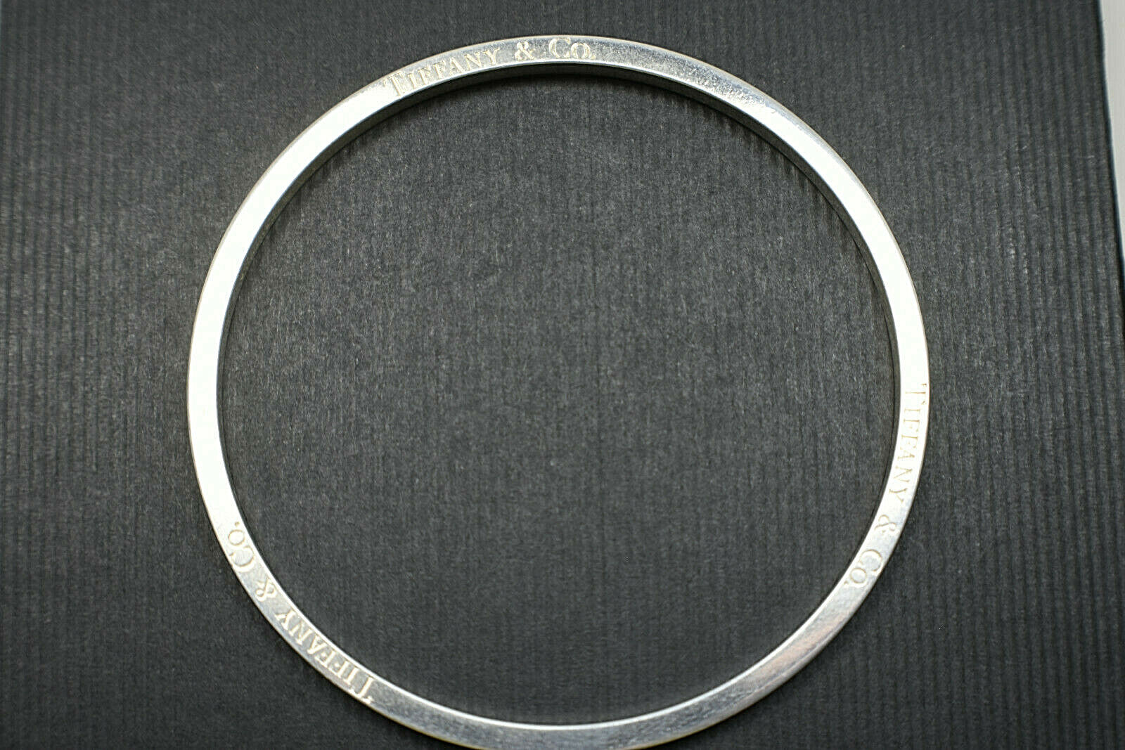 Tiffany & Co Icon Bangle Bracelet Italy Sterling Silver Vintage, Rare