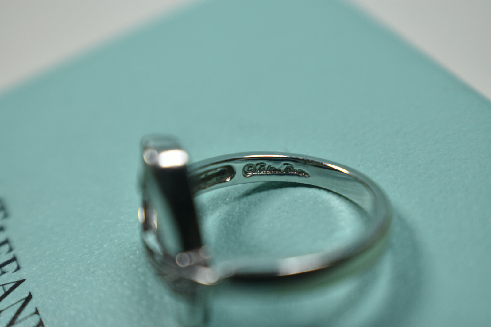 Tiffany &Co Picasso 18kt White Gold Solid Diamond Loving Heart Ring Sizable, Box