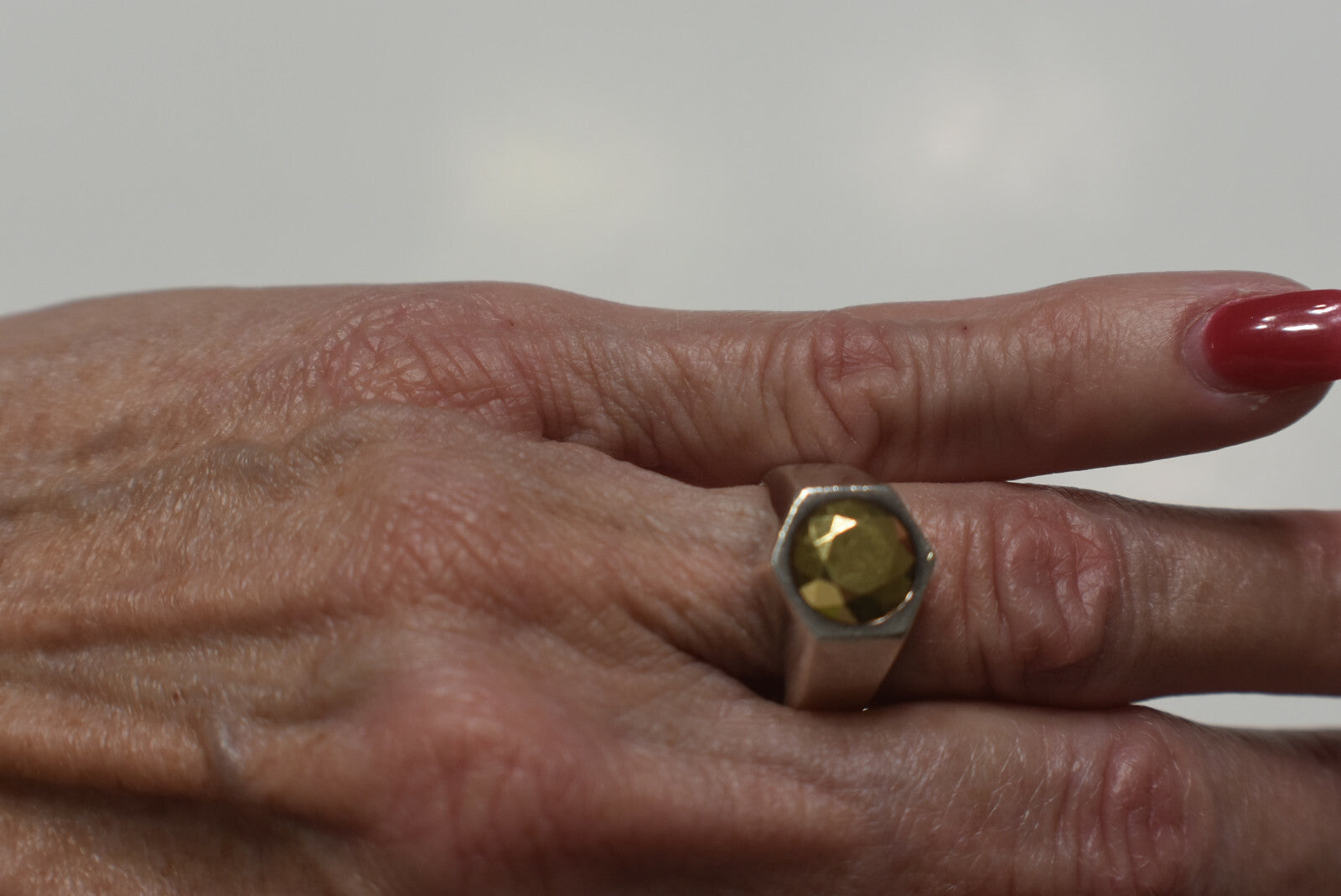Tiffany & Co Elsa Peretti Esagono Ring 2ct Faceted 18K Gold Center, Silver $1250