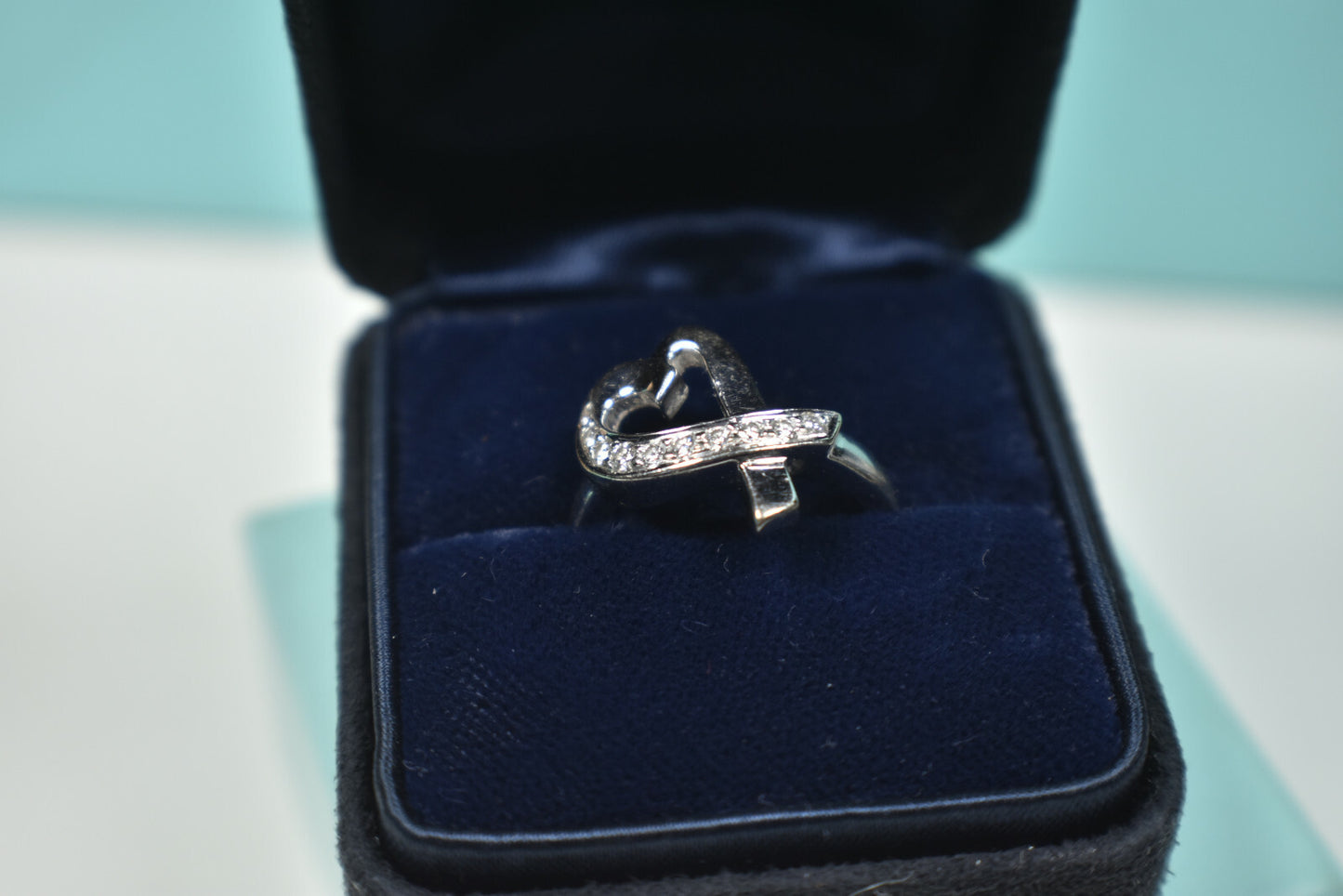 Tiffany &Co Picasso 18kt White Gold Solid Diamond Loving Heart Ring Sizable, Box
