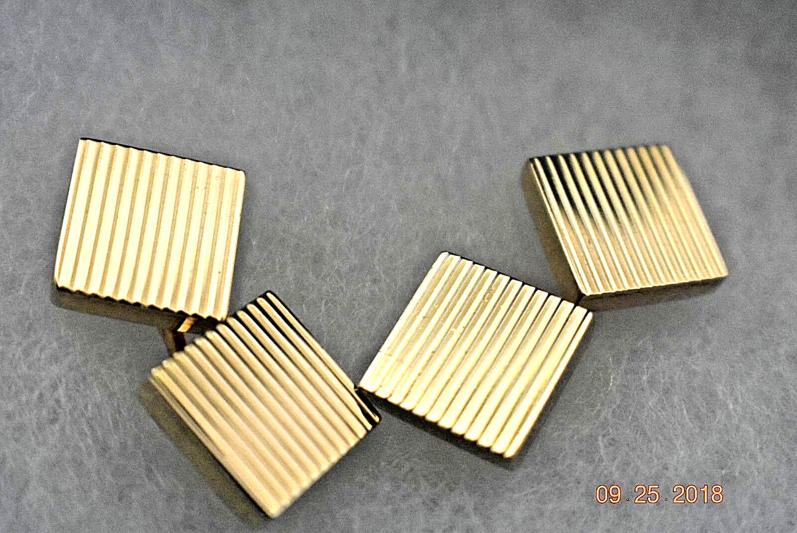 Tiffany & Co Cufflinks Cuff Links Rare Textured 14K Gold Square Ribbed & Pouch