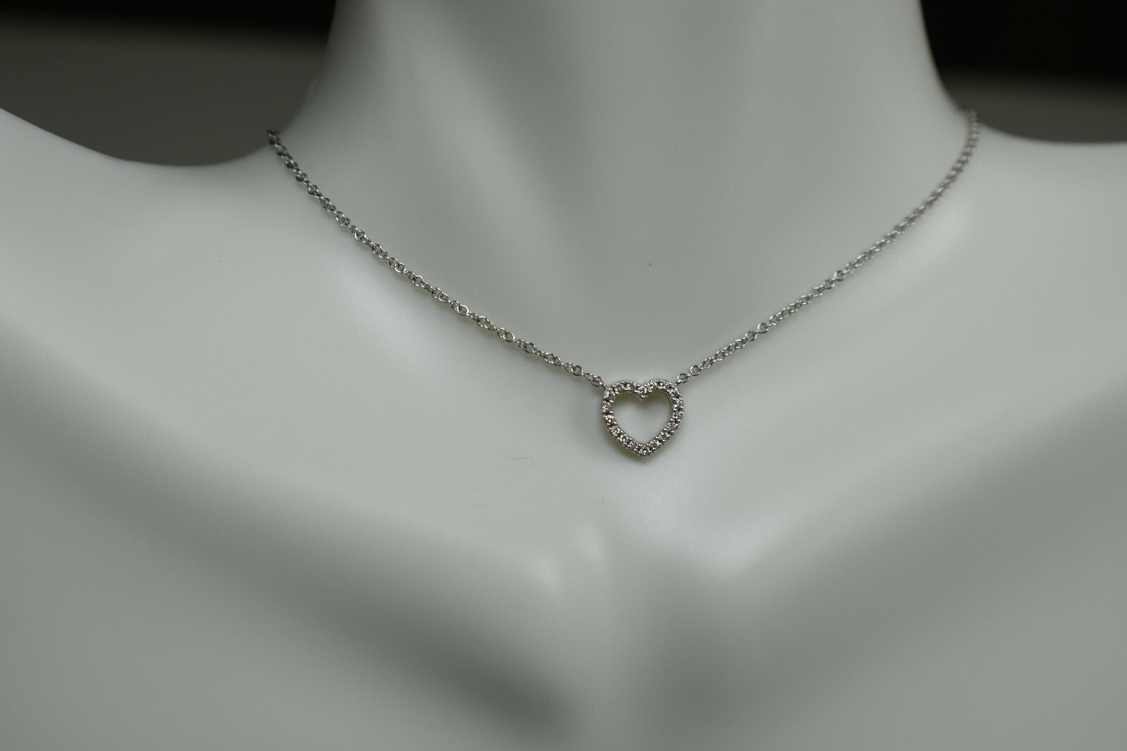 Tiffany & Co Metro 18K Gold Mini Heart Diamond Pendant 16" with Pouch