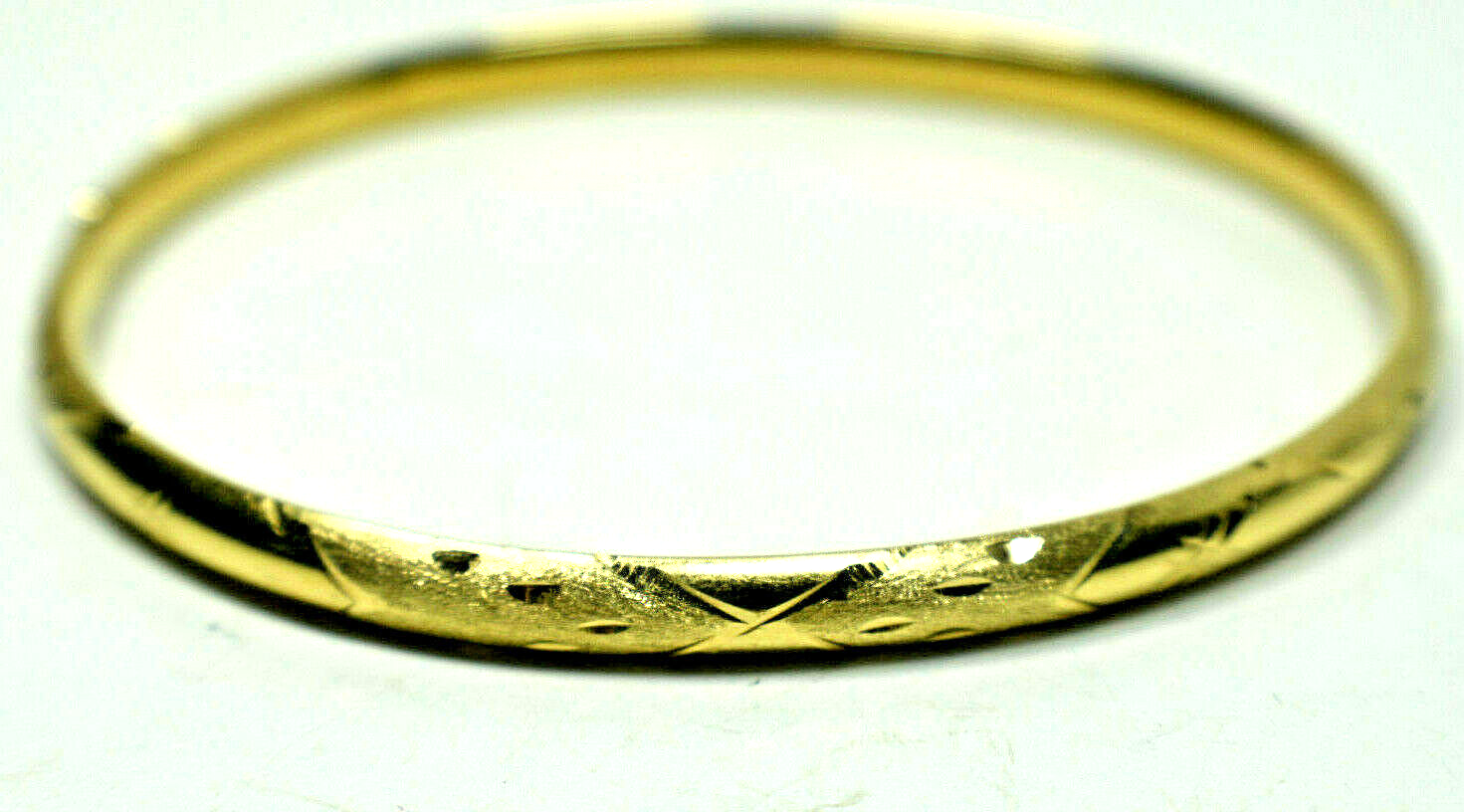 14K Gold 3.5mm Oval Bangle Bracelet 5 Grams, Slides Open