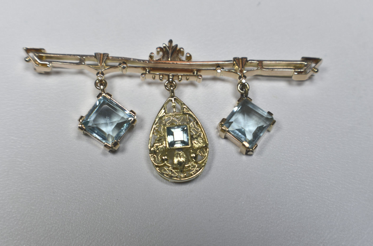Art Deco Aquamarine Princess Cut Filigree Brooch Pin 14K Gold 2 Tone