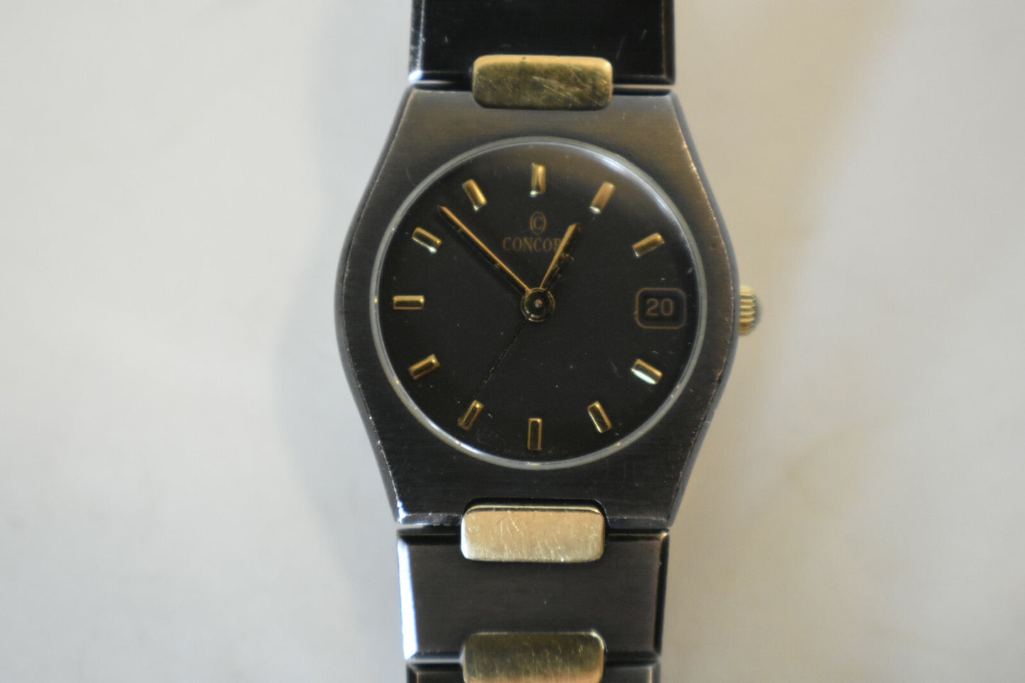 RARE Ladies Concord 18K Gold Gun Metal Black SS Swiss Date Watch w/ Box