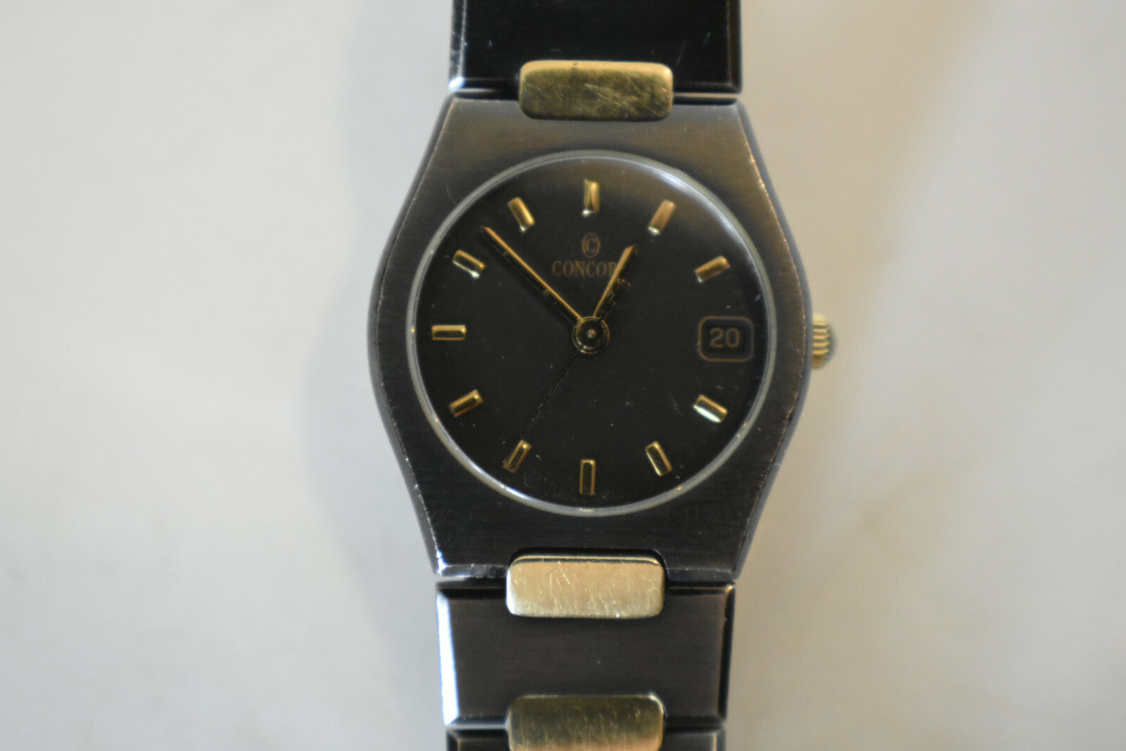 RARE Ladies Concord 18K Gold Gun Metal Black SS Swiss Date Watch w/ Box