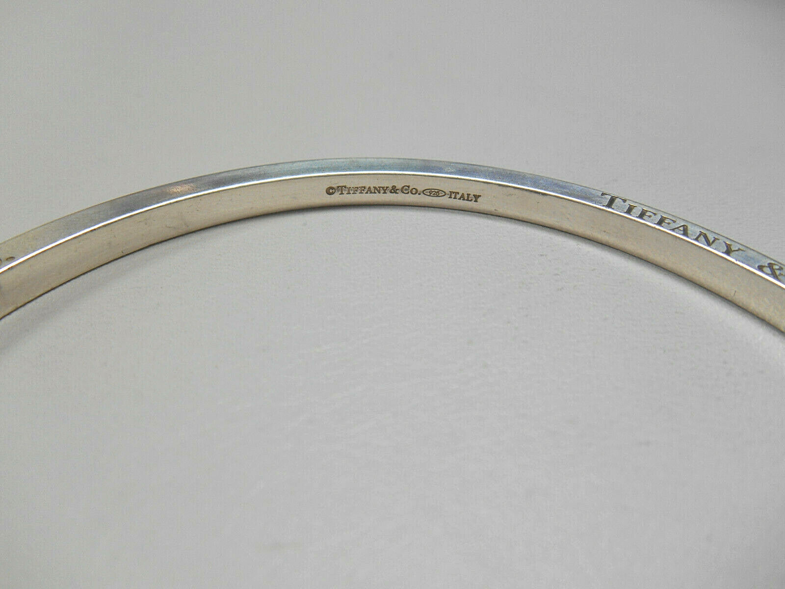 Tiffany & Co Icon Bangle Bracelet Italy Sterling Silver Vintage, Rare