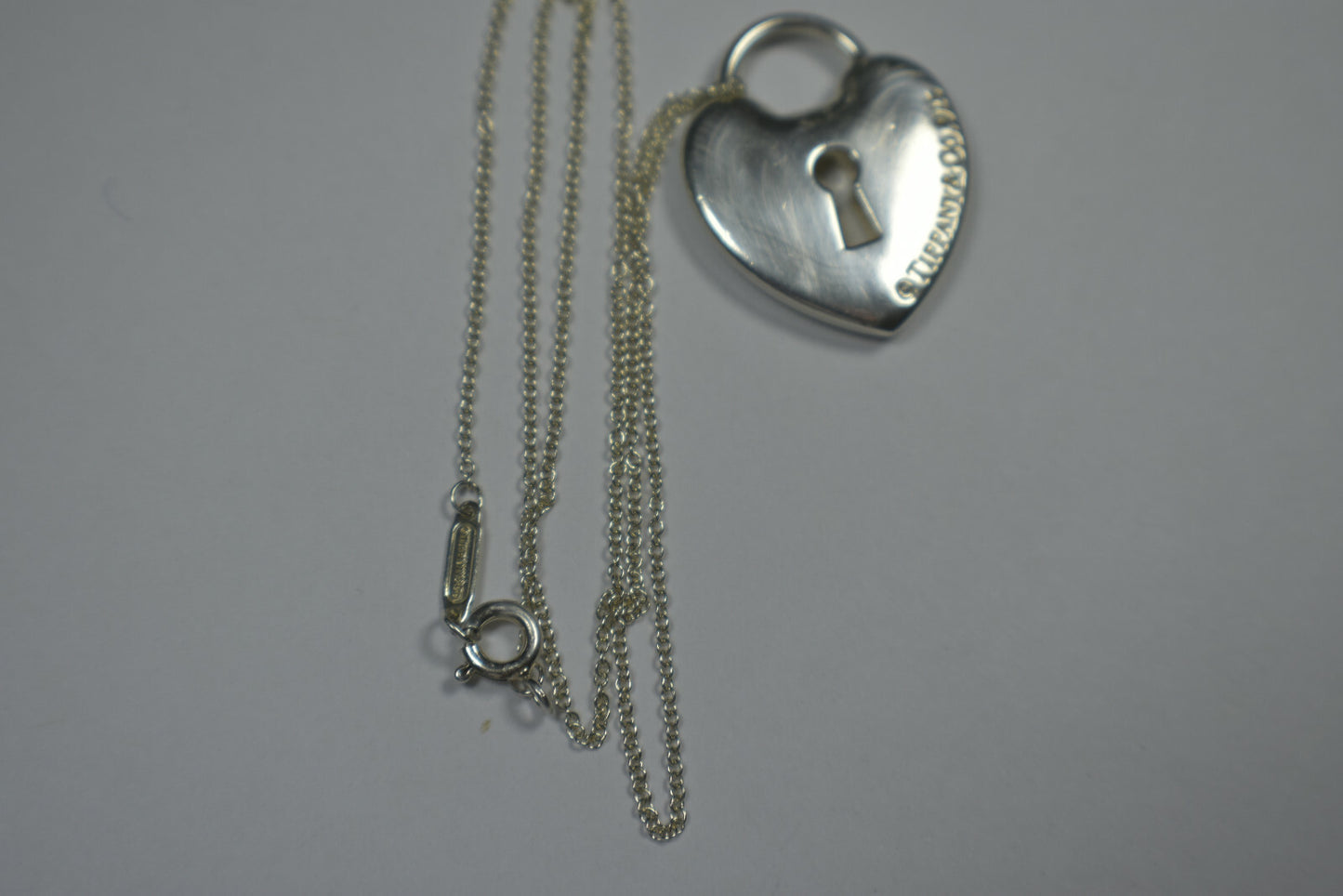 Vintage Tiffany &Co 1" Silver Padlock Heart Lock Heavy Chain Necklace 16"