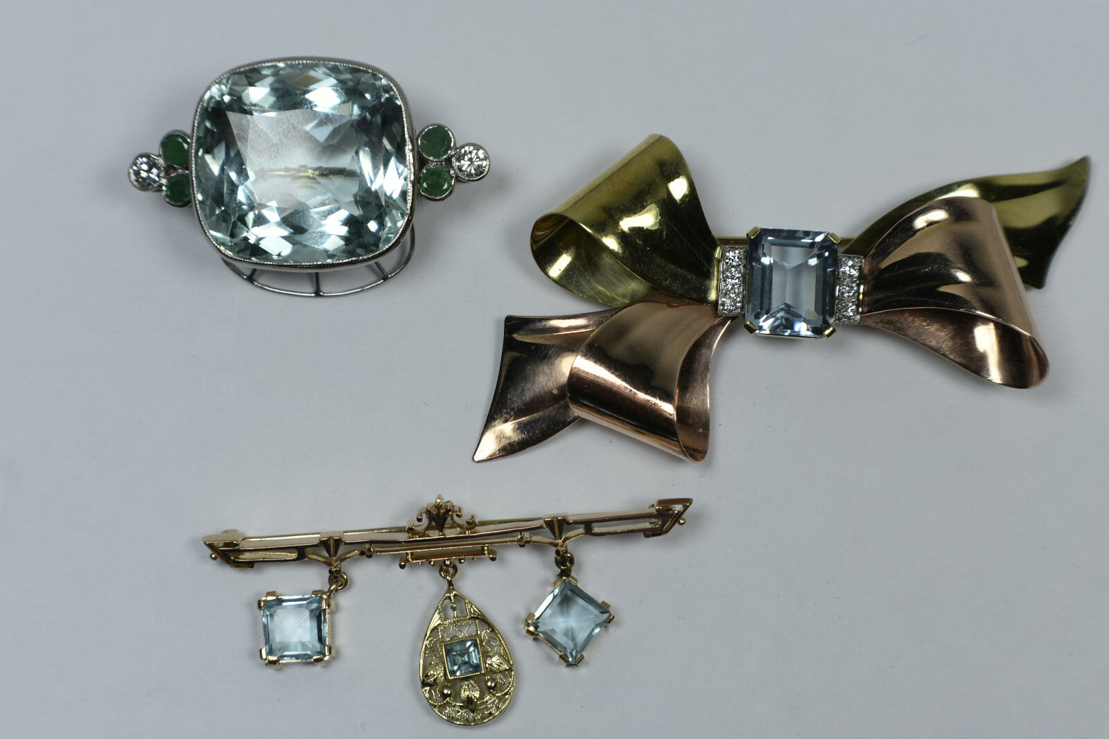 Tiffany & Co 50ct Aquamarine, Diamond, Emerald Platinum Brooch Pin Vintage Rare
