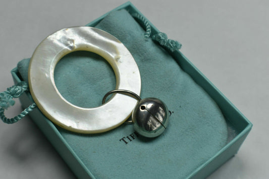 Tiffany & Co Mother of Pearl Sterling Silver Teething Ring Rattle Rare, Pouch