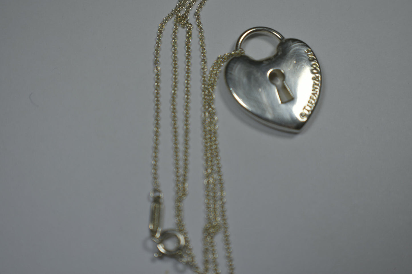 Vintage Tiffany &Co 1" Silver Padlock Heart Lock Heavy Chain Necklace 16"