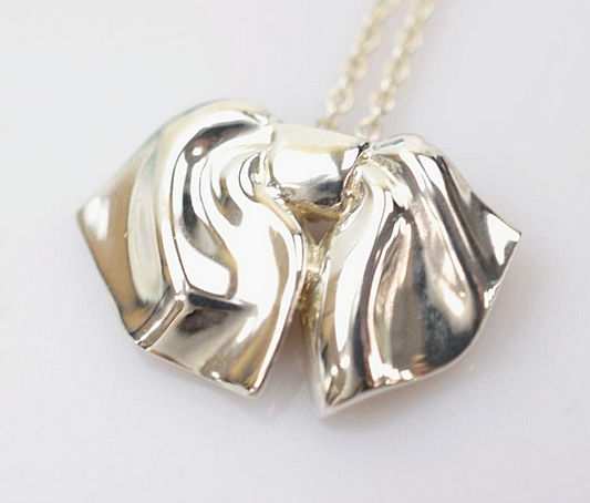 Tiffany & Co Famous Fancy Bow Sterling Silver Pendant Necklace Rare