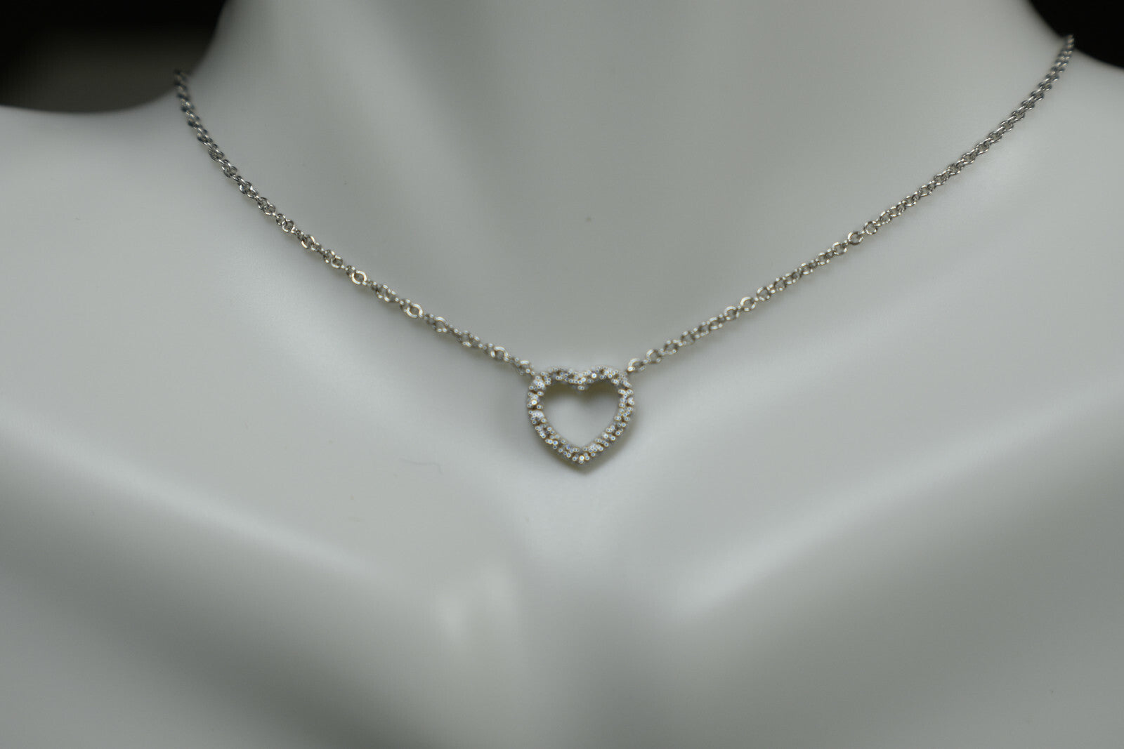 Tiffany & Co Metro 18K Gold Mini Heart Diamond Pendant 16" with Pouch