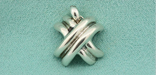 Tiffany & Co Signature X Pendant Sterling Silver 4 Necklace Vintage Rare
