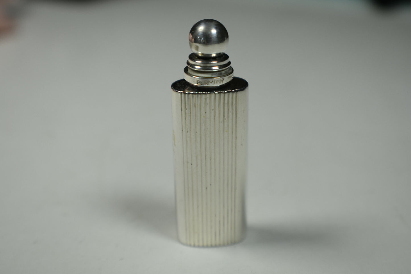 Tiffany & Co. Oval Grooved Mini Perfume Bottle Handbag Size Sterling Silver Rare