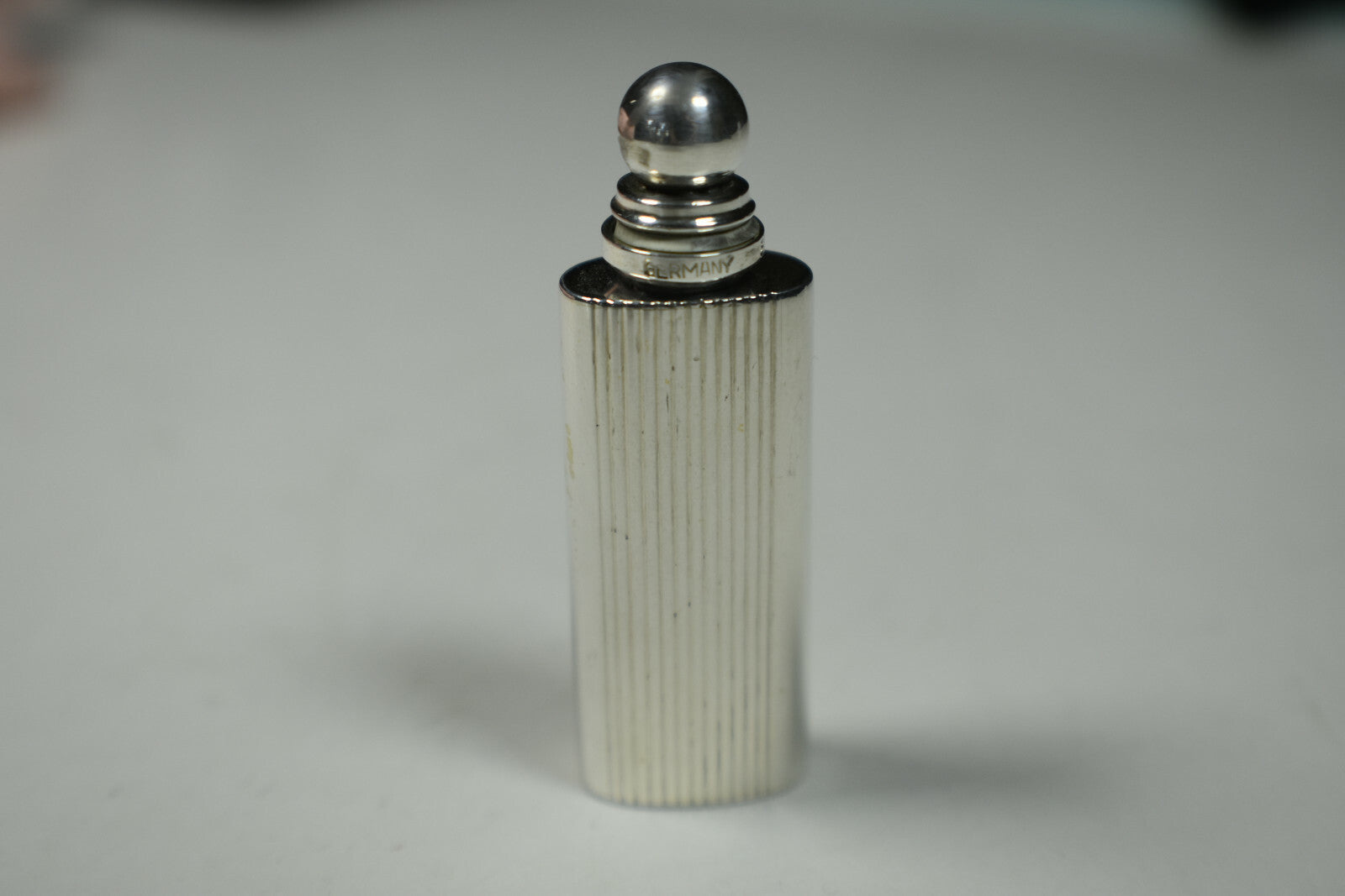 Tiffany & Co. Oval Grooved Mini Perfume Bottle Handbag Size Sterling Silver Rare